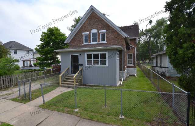 224 Lincoln St photos photos