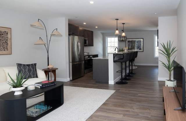 1 Saddle Rock Way Gallery 4