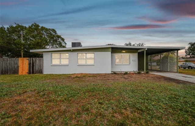 3900 HELENA STREET NE - 3900 Helena Street Northeast, St. Petersburg, FL 33703
