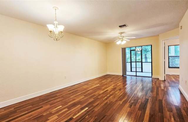 7813 SUGAR BEND DRIVE Gallery 4