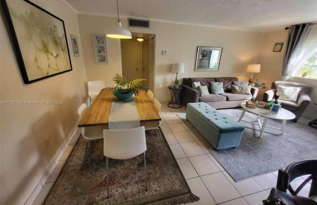 130 Mendoza Ave photos photos
