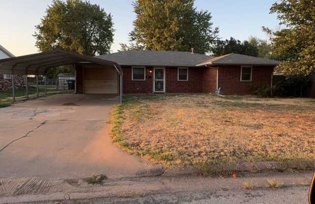 706 CHISHOLM TRAIL Gallery 1