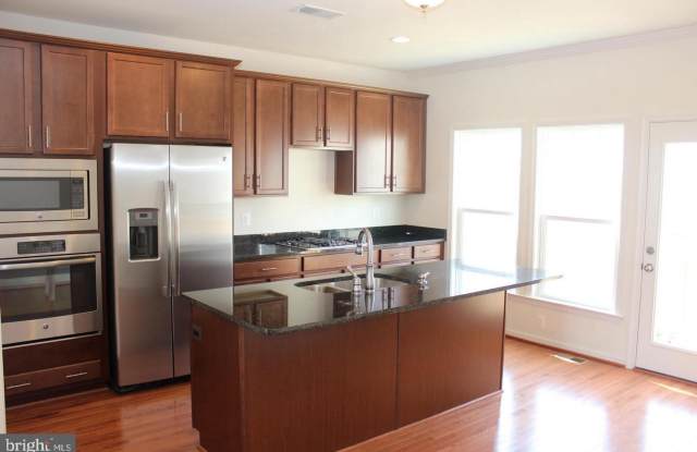 43313 NOVI TERRACE Gallery 2