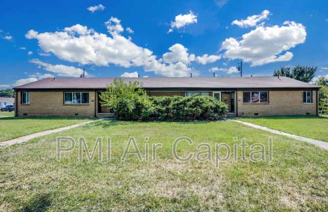 634 S Woodlawn Blvd photos photos