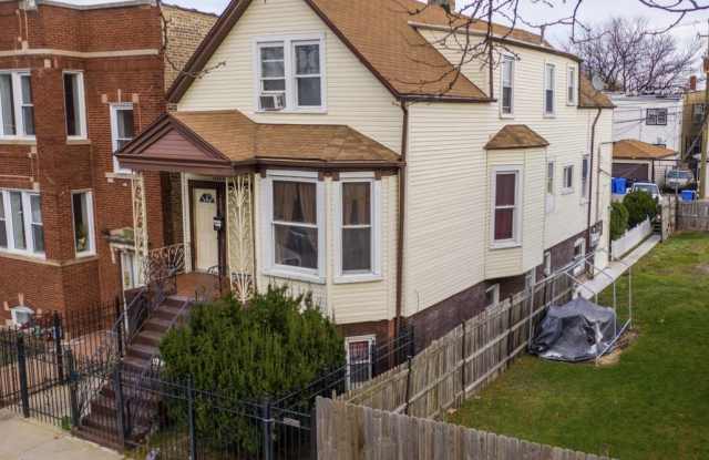 2139 North Karlov Avenue photos photos