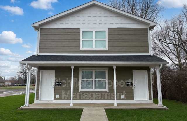 2757 Columbia Avenue - 2757-B photos photos