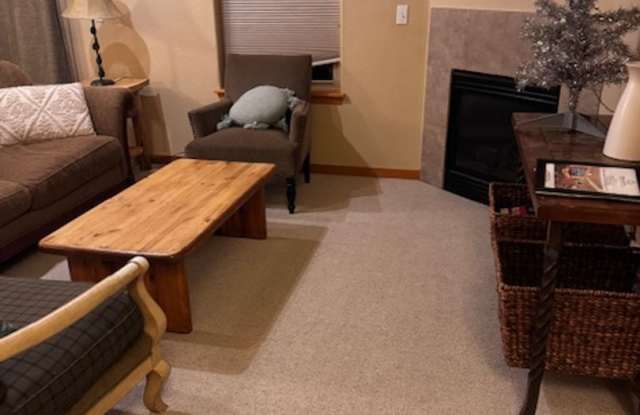 Winter Lease- VIEWS GALORE!- Furnished Prospector Village Condo photos photos
