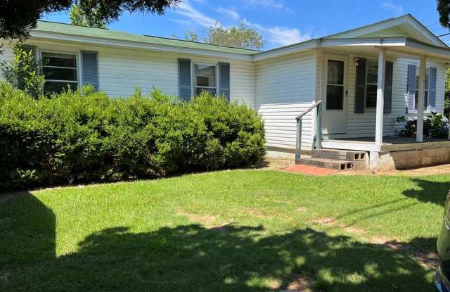 14 Manor Street - 14 Manor Street, Napier Field, AL 36303