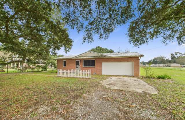 READY NOW!  2 bed 2 bath home! photos photos