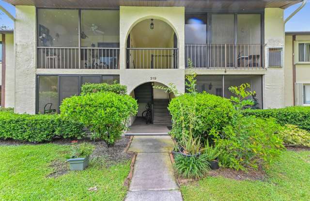 319 Knotty Pine Circle Gallery 2