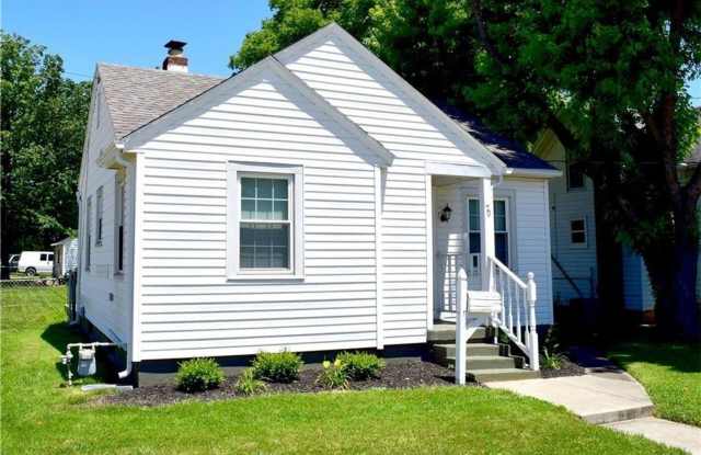 2 Bed / 1 Bath House - Downtown Historic Springboro photos photos