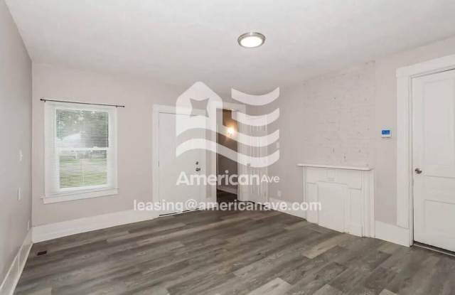 1119 Lincoln Avenue Gallery 2