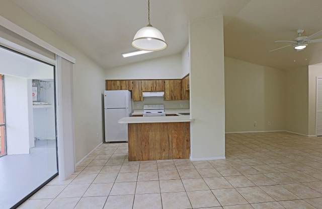 Duplex Cape Coral 4417 Gallery 3