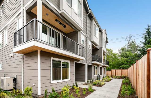 4 Bed | 3.5 Bathroom | 1800 Sq Ft | $3,650 photos photos