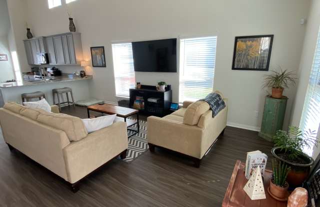 12522 Huntly Point Drive Gallery 4