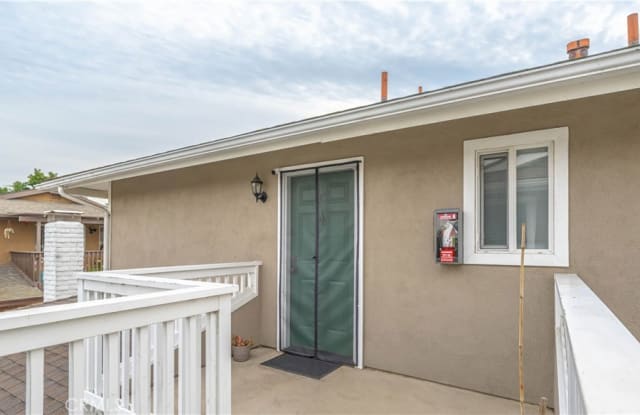 121 Lisa Lane - 121 Lisa Lane, Costa Mesa, CA 92627