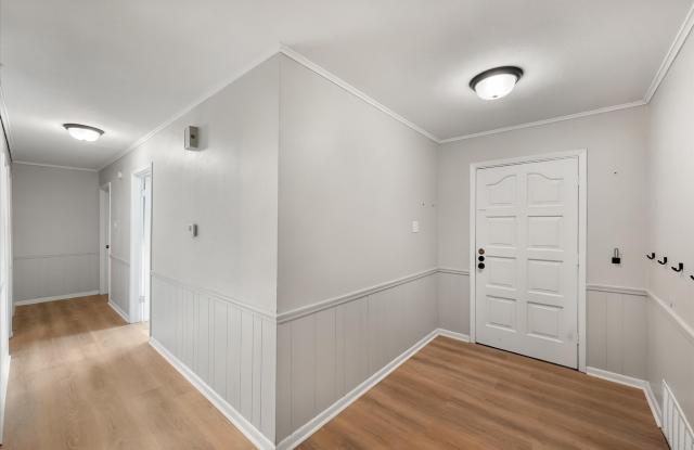 2604 Fairmont Circle Gallery 3