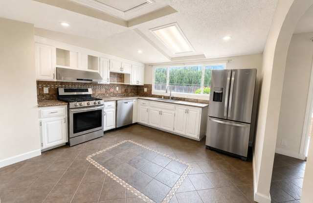 Single Family 3 Bedroom is good size Gallery 4
