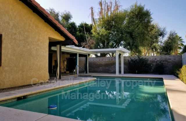 567 N. Hermosa Drive photos photos