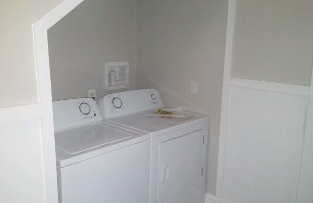 806 East Park Ave - 1 Gallery 4