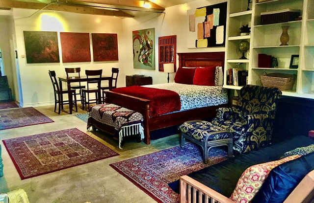 840 North Cherokee Avenue - 840 North Cherokee Avenue, Los Angeles, CA 90038