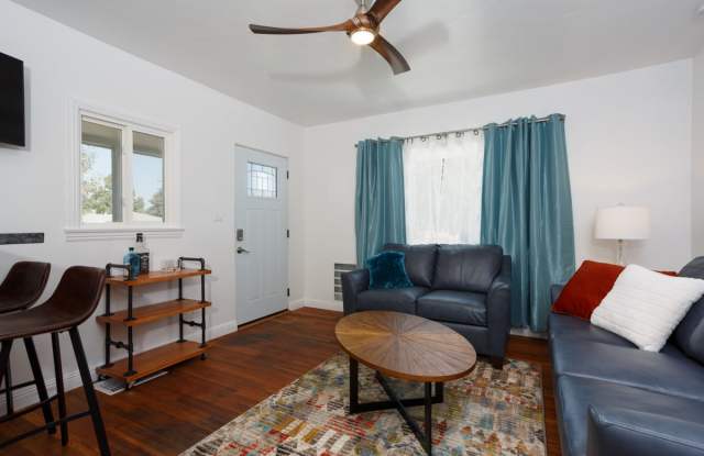 4612 Judson Way Gallery 2
