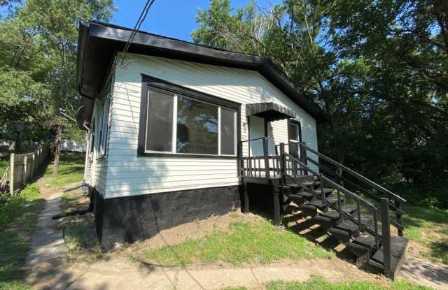 LEASE TO OWN $1,400 MO photos photos