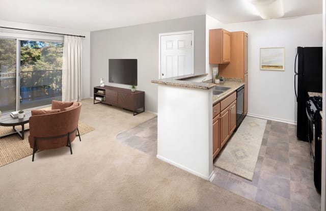 Evergreen Park Apartments Gallery 3