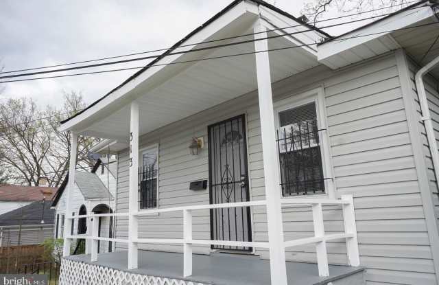 313 56TH STREET NE Gallery 2