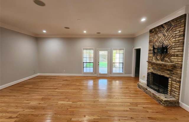 6023 White Rose Trail Gallery 3