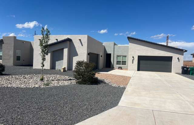 Newer FIVE BEDROOM / FOUR BATHROOM / FOUR CAR GARAGE - 3509 Deledda Road Northeast, Rio Rancho, NM 87144