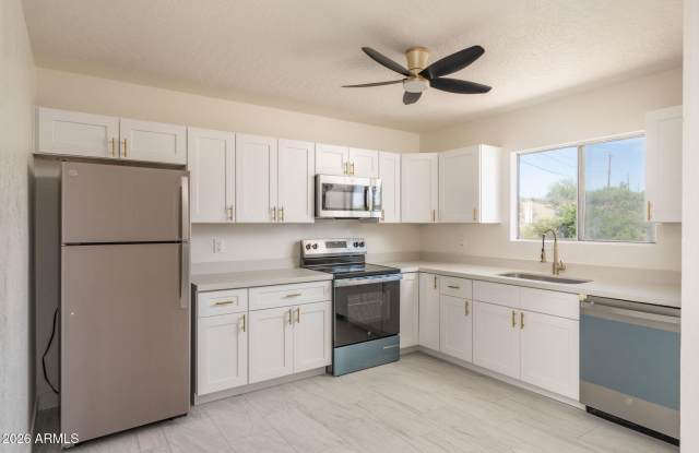 4224 E Canyon Trail Gallery 3