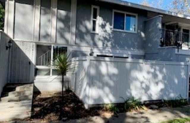25845 Via Pera - 25845 Via Pera, Mission Viejo, CA 92691