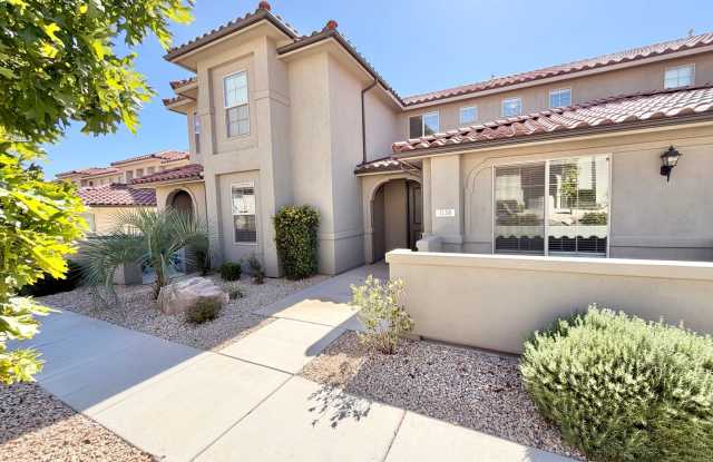 Ivory Town Home in Escondido Community! photos photos