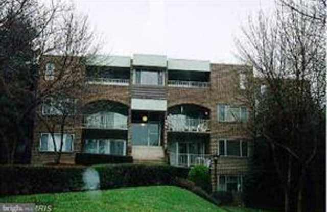 3 BEDROOM CONDO WITH BALCONY, ALL UTILITIES INCLUDED photos photos