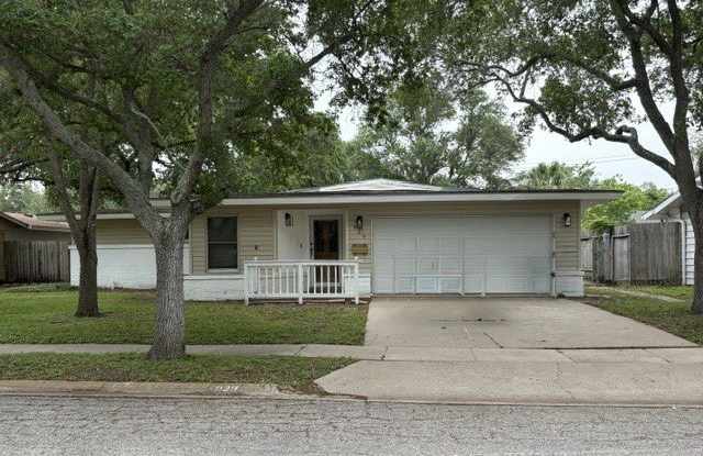 929 Dolphin Place photos photos