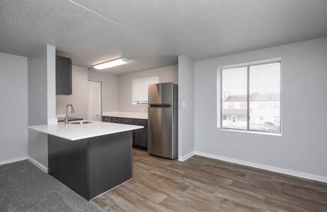 Premier Village Apartments Gallery 2