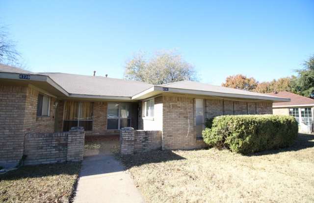 4741 Berridge Ln - 4741 Berridge Ln, Dallas, TX 75227