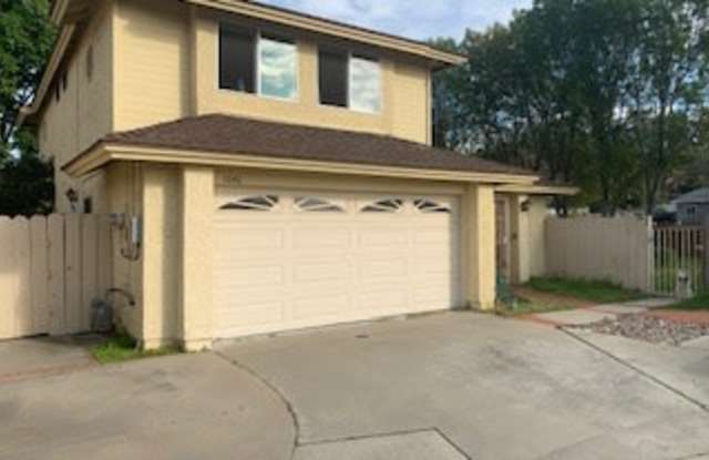 1046 Chelsea Ct - 1046 Chelsea Court, Vista, CA 92084