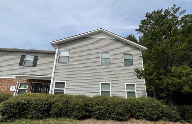 249 Cordell Circle Gallery 1