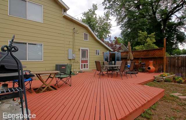 3852 Zenobia Gallery 3