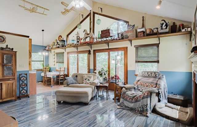 12309 Blueberry Lane Gallery 2