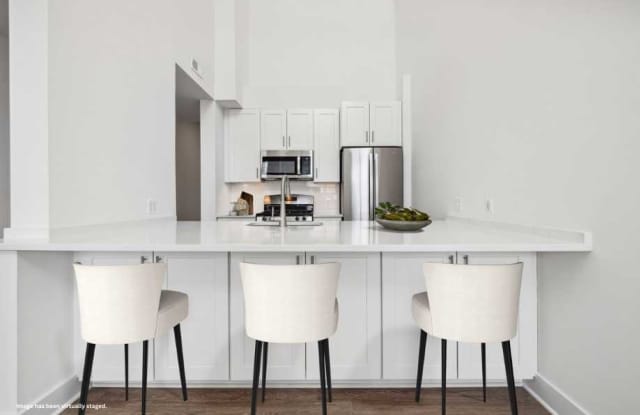 Five43 Apartments Gallery 3