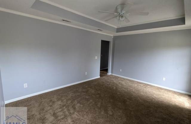 215 Bridgemont Way Gallery 4