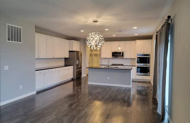 16123 Sedalia Drive Gallery 4