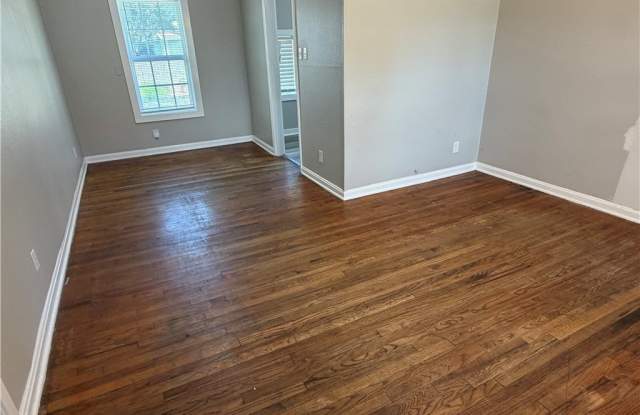4809 Rogerson Drive Gallery 3