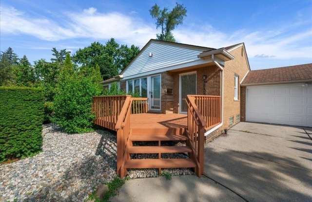 2739 Yorkshire Road photos photos