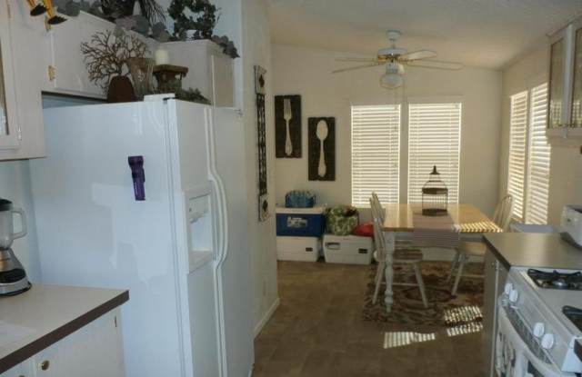 2560 James Dr Gallery 4