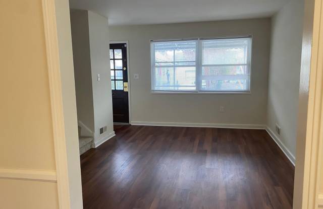 531 BELLEFONTE Avenue E Gallery 2