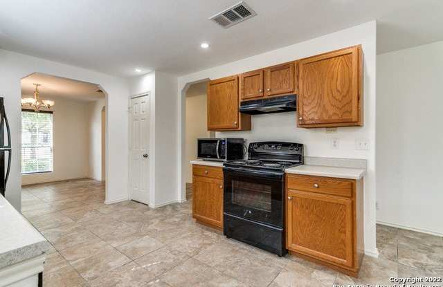 153 JORDAN PL Gallery 4